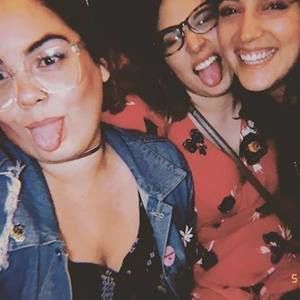 Meet your Posher, Lina